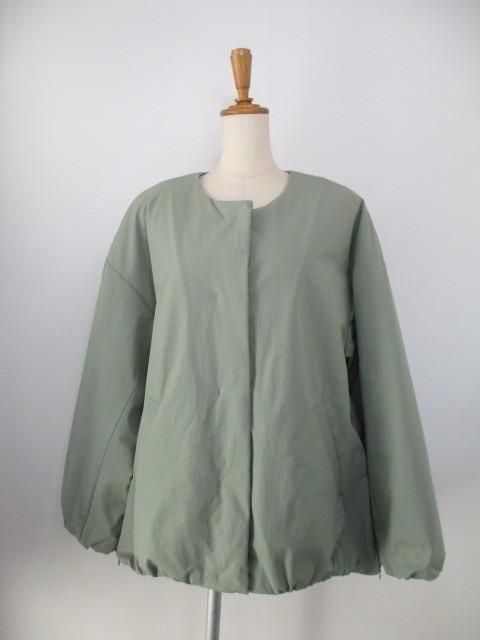 送料無料 ディニテコリエ Dignite collier バルーン 中綿ブルゾン レディース アウター AZ-80256390 軽量 暖かい サイドスリット ノーカラー 25秋冬新作 KHAKI