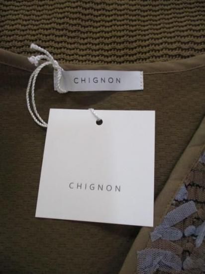 送料無料 シニョン CHIGNON チュールレースドッキングベスト レディース 2026春 PRE-SPRING MOCHA フリー 8556-490NH