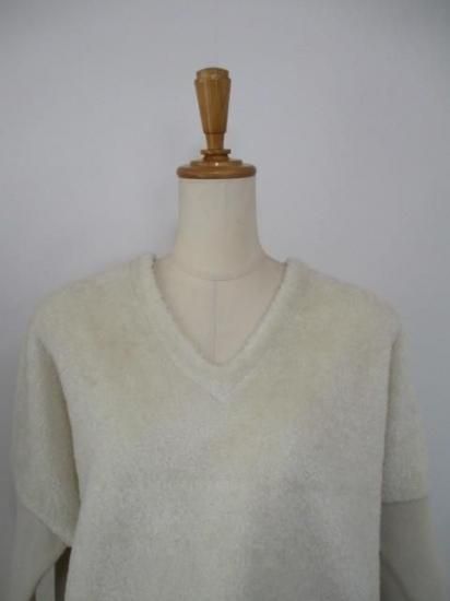 送料無料 マイカアンドディール MICA&DEAL 0125408394 flont poodle v/n p/o ニットプルオーバー 異素材切替 コクーンシルエット ボア 日本製 OFFWHITE