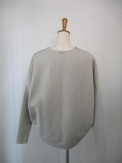 送料無料 マイカアンドディール MICA&DEAL 0125408394 flont poodle v/n p/o ニットプルオーバー 異素材切替 コクーンシルエット ボア 日本製 LTGRAY