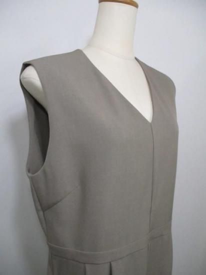 送料無料 シニョン CHIGNON JK付きサロペット 3856-417KK サロペット コンビネゾン オケージョン 着回し スタイルアップ ファッション マニッシュ スタンドカラー MOCHA