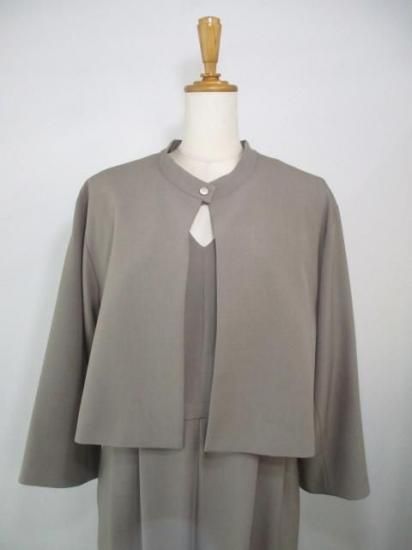 送料無料 シニョン CHIGNON JK付きサロペット 3856-417KK サロペット コンビネゾン オケージョン 着回し スタイルアップ ファッション マニッシュ スタンドカラー MOCHA