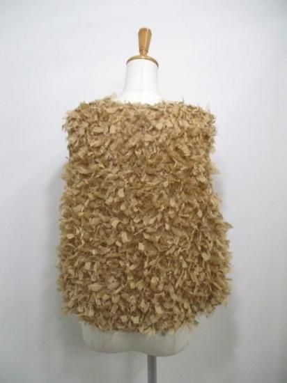 送料無料 ユイティーム ニ huitieme nid フリンジ ベスト レディース Vネック シャーリング リボンフリンジ 華やか 大人可愛い トップス 手洗い可 603827 CAMEL