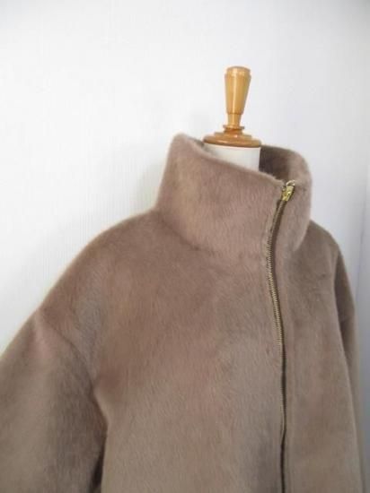 送料無料 マイカアンドディール MICA&DEAL Stand collar far bz レディース 25秋冬 ファーブルゾン アウター スタンドネック 裾ドロスト 0125406386 ブラウン