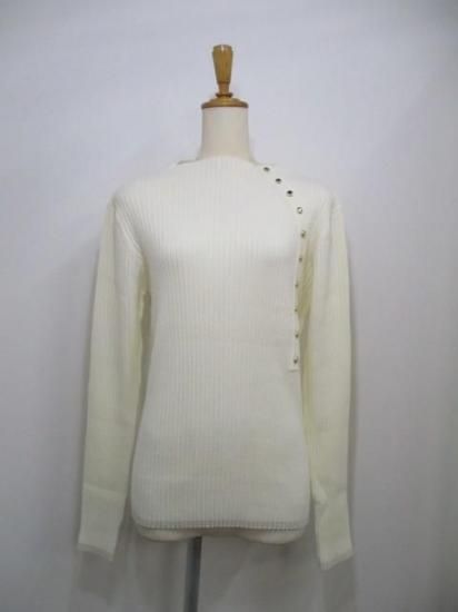 送料無料 ユイティームニ huitieme nid 金ボタン リブPO レディース 25秋冬 リブニット ボトルネック チクチクしない 長袖 523833 IVORY