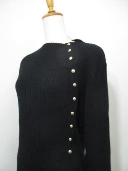 送料無料 ユイティームニ huitieme nid Vネック ベスト 523803 シャギーニット ショート丈 レイヤード 秋 冬 トップス 大人可愛い きれいめカジュアル BLACK