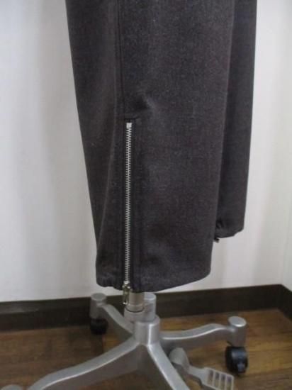 送料無料 アンナケリー Anna Kerry サイドジップワークパンツ 85254615 ワークパンツ サイドジップ カジュアル スリット ドロスト 大人スタイル CHARCOALGRAY 36