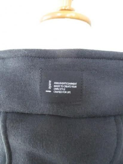 送料無料 アヤン ayane 896110 軽量裏起毛フーディーブルゾン レディース 裏起毛パーカー 軽量アウター 冬 ギャザースリーブ 体型カバー CHARCOAL