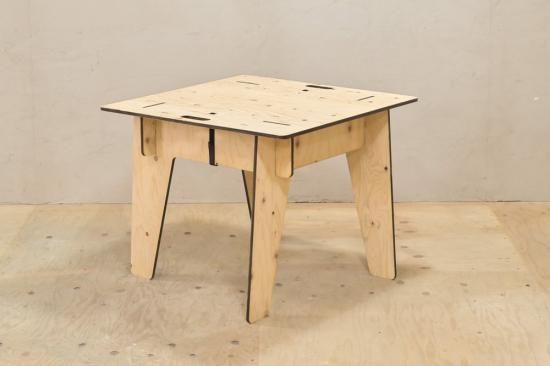 針葉樹合板　折りたたみ式テーブル 針葉樹合板 折りたたみ式テーブル