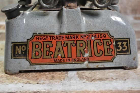 希少 BEATRICE イングランド製 アイロンストーブ No.33 希少 BEATRICE イングランド製 アイロンストーブ No.33
