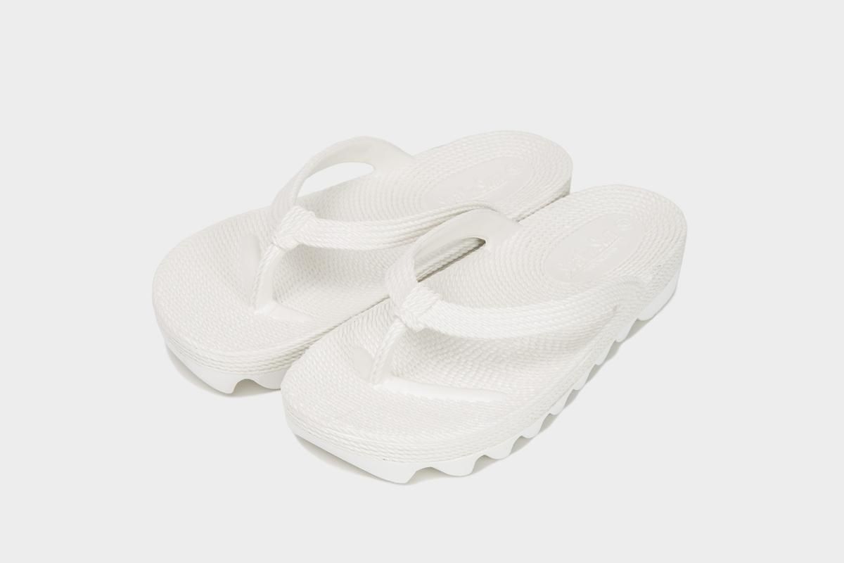 bench【BENSAN-D KUNG-FU SQUARE SHARKSOLE】 bench【BENSAN-D KUNG-FU SQUARE SHARKSOLE】 サンダル BENSANー