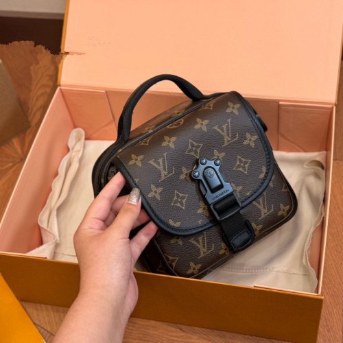 LouisVuitton 륤ȥ å󥸥㡼Хå   ʼХå 奢륫Х ̶ХХå  Ǽ ե 쥬 