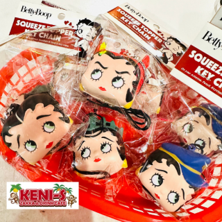 <img class='new_mark_img1' src='https://img.shop-pro.jp/img/new/icons1.gif' style='border:none;display:inline;margin:0px;padding:0px;width:auto;' />ꥫ󻨲ߡBETTY BOOPSQUEEZE TOPPER KEY CHAIN ȥåѡ