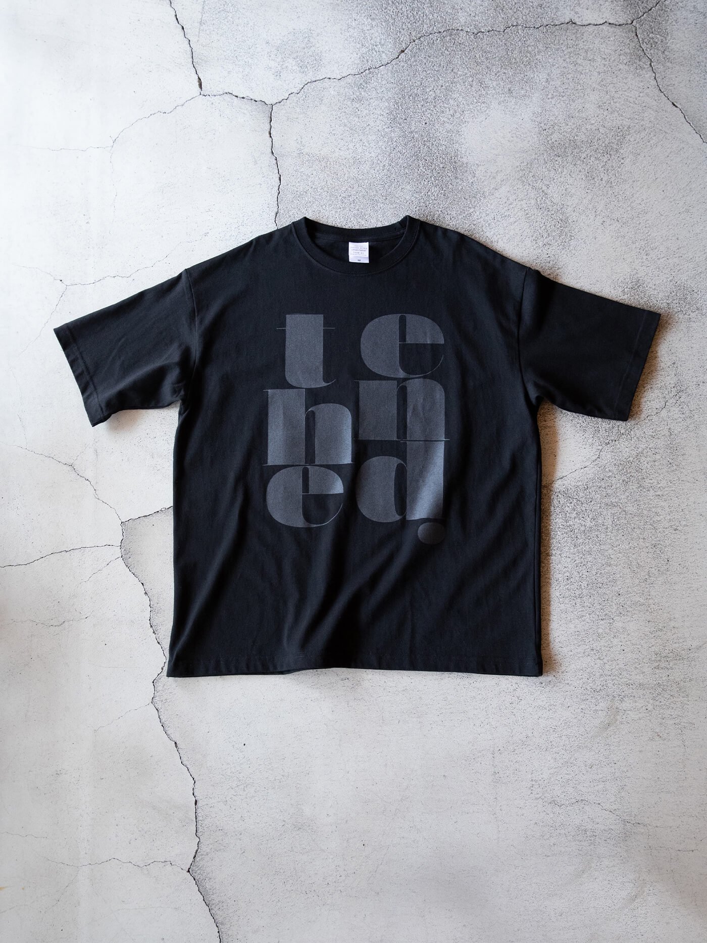 TYPO T-SHIRT 001 te<img class='new_mark_img2' src='https://img.shop-pro.jp/img/new/icons64.gif' style='border:none;display:inline;margin:0px;padding:0px;width:auto;' />