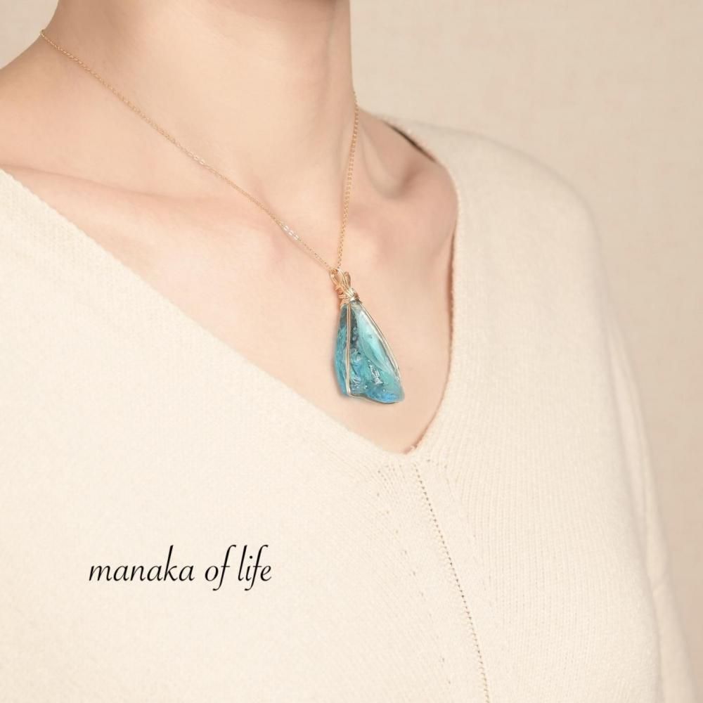 アンダラクリスタル　ネックレスチャーム　ペンダントトップ　紫ピンク青　天然石 アンダラクリスタル ネックレスチャーム ペンダントトップ 紫