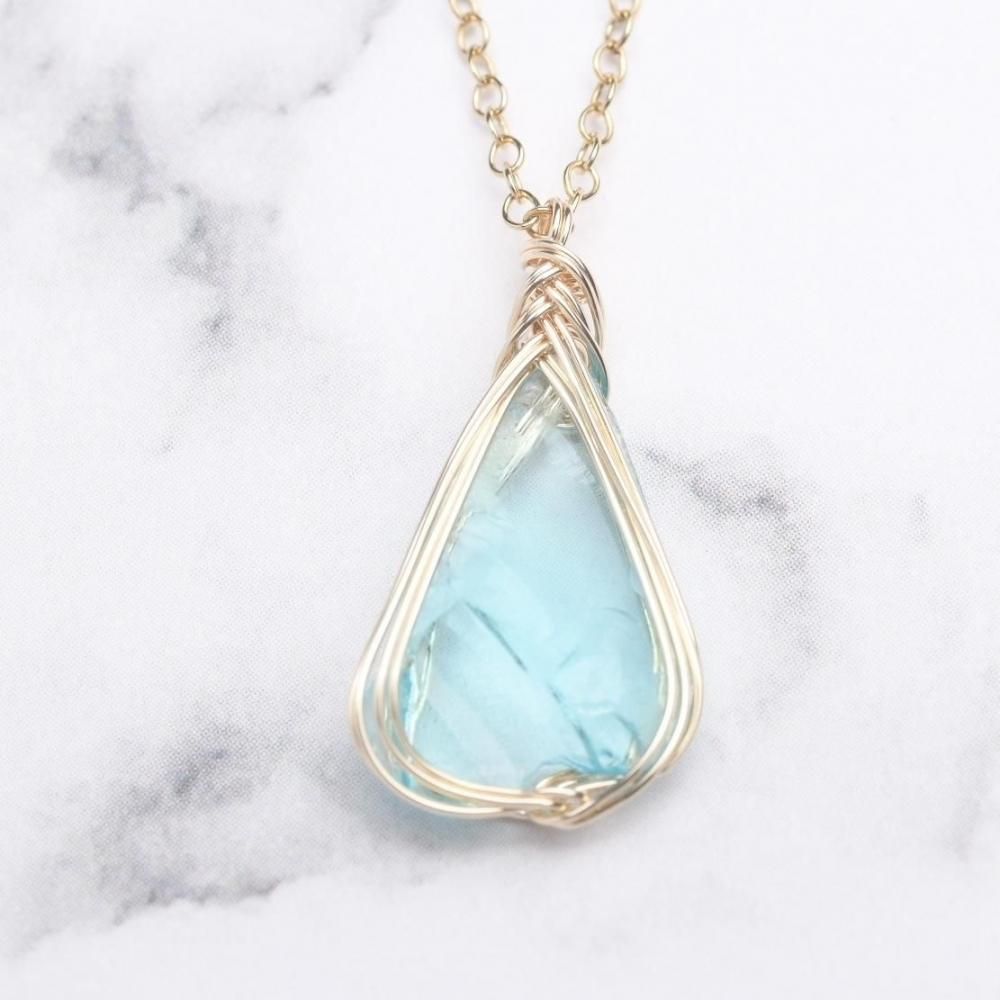 シエラ産 アンダラクリスタル エレクトリックブルー ワイヤー