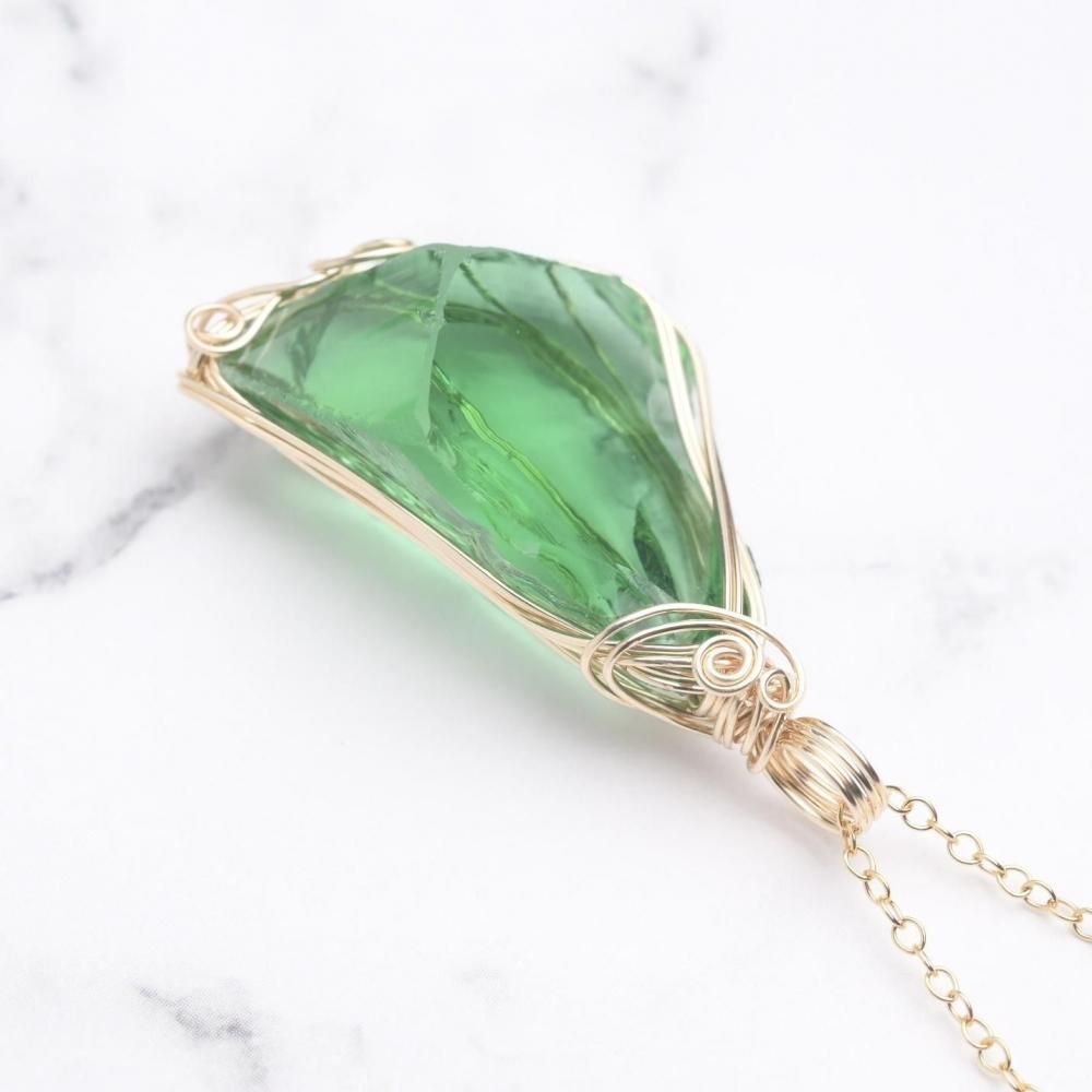 シエラネバダ産 アンダラクリスタル エメラルドシフト ペンダント