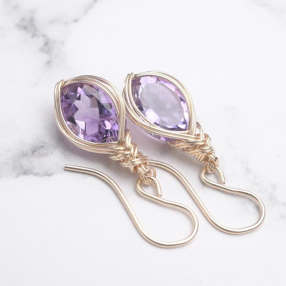 新品未使用♪monaka jewellery アメジストピアス MONAKA jewellery モナカ グレープ ピアス K18 アメシスト