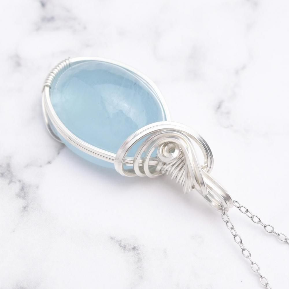 【1点のみ】雫アクアマリンのワイヤーラッピングペンダントトップ✩.*˚ 1点のみ】雫アクアマリンのワイヤーラッピングペンダントトップ✩.*˚