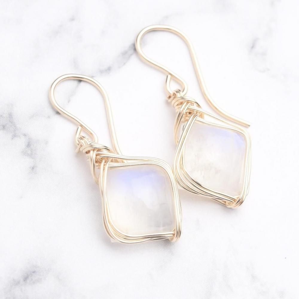 【for 雪華様】天然石　オパール　ワイヤーラッピング　ピアス　14kgf オパール ピアス ワイヤーラッピング 14kgf 天然石 | 天然石