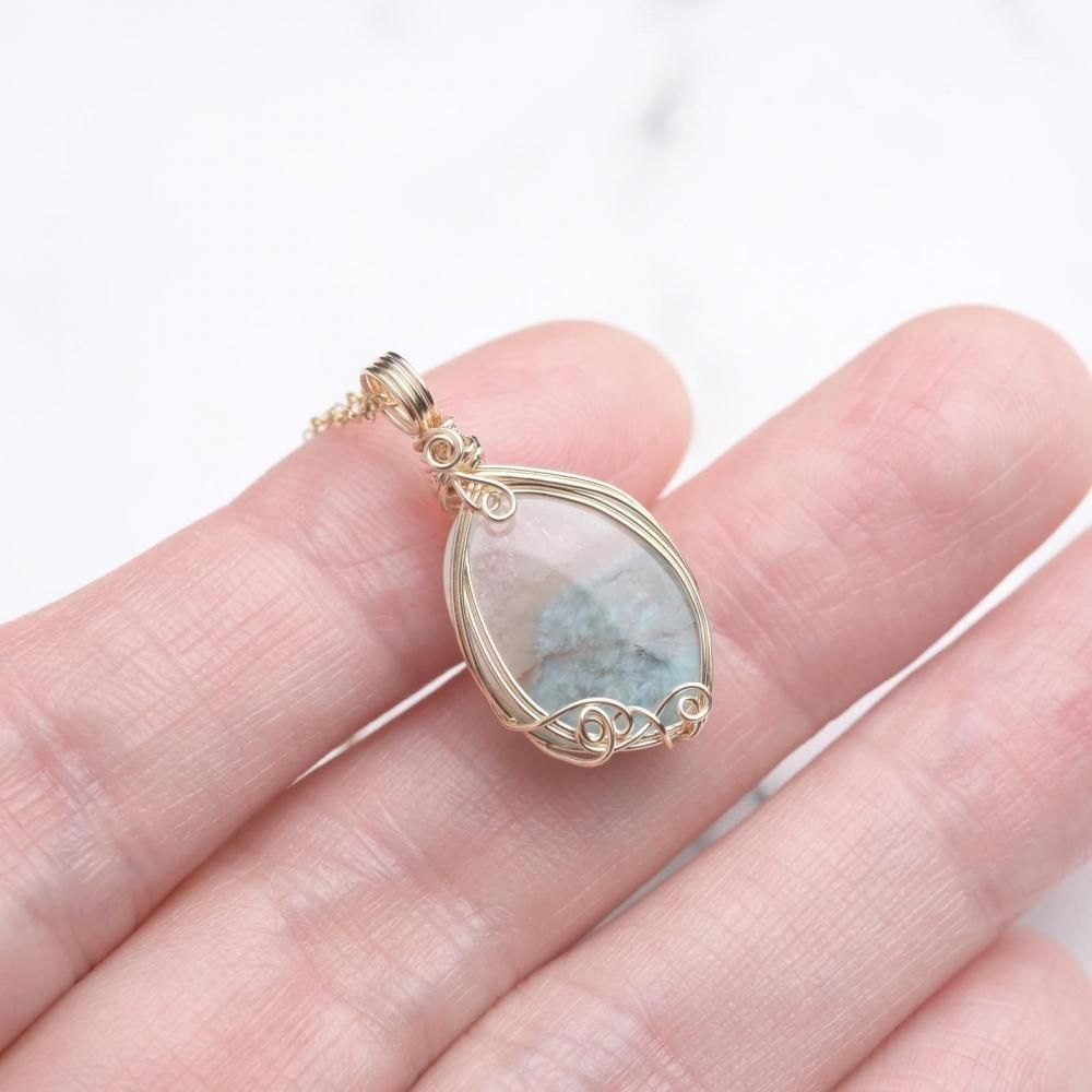 天然石　ペタライト＆モルダバイト ワイヤーラッピング　ペンダントトップ 天然石 ペタライト＆モルダバイト ワイヤーラッピング