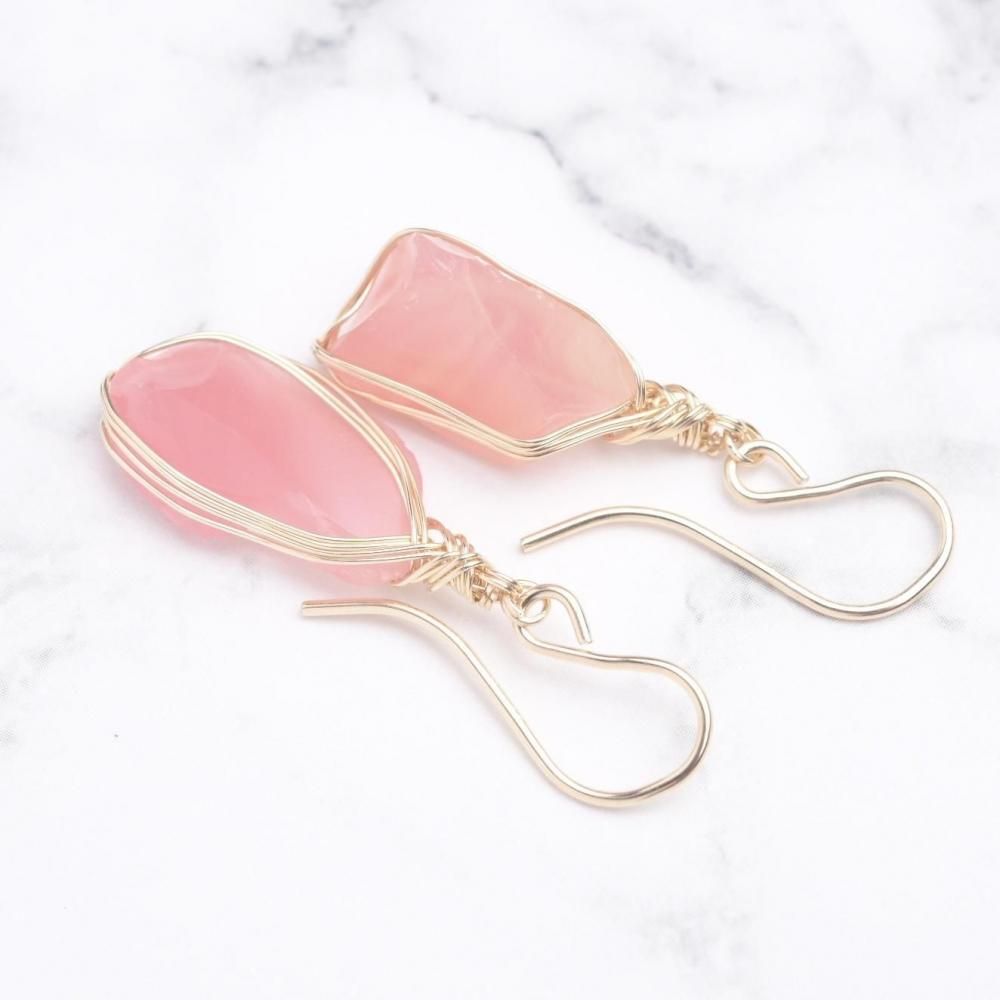 シエラネバダ産 アンダラクリスタル パステル ソフィア ピアス 14kgf シエラネバダ産 アンダラクリスタル パステル ソフィア ピアス 14kgf