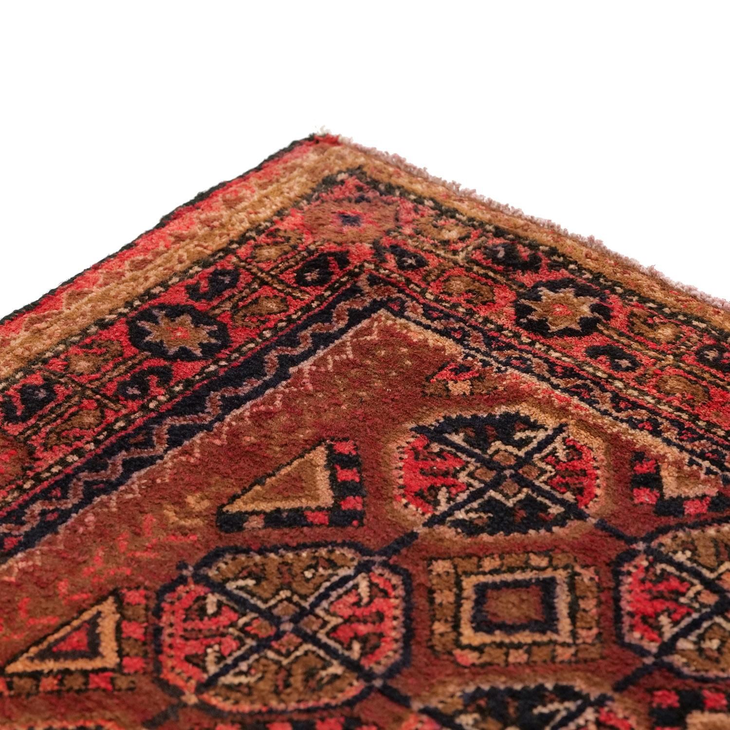 大型ヴィンテージラグ　ペルシャ絨毯　ウール　(310×104cm) 赤　茶　黒 バルーチ ラグ | セミアンティーク - vintagecarpet
