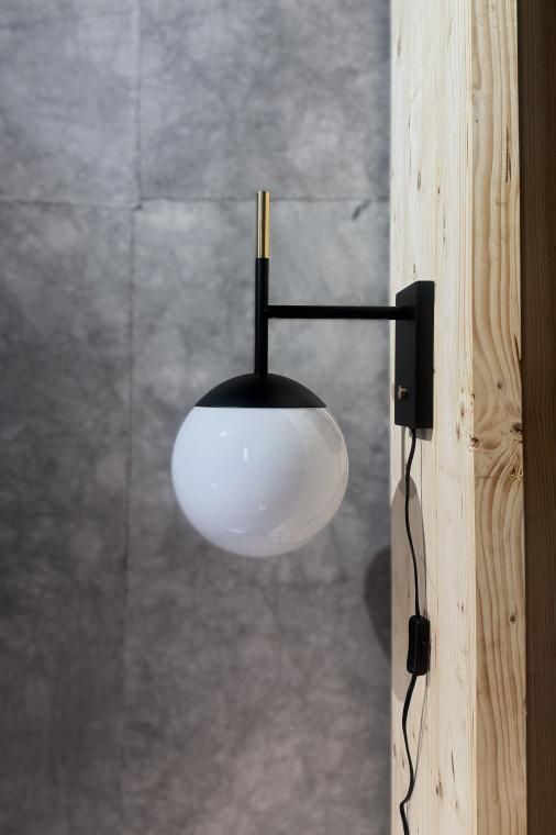 Bliss-wall lamp