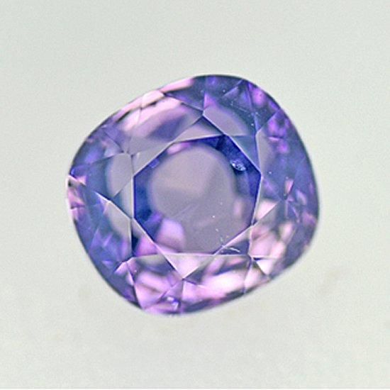 不思議な色味のベトナム産パープルサファイア 1.596ct - TOMOFIN