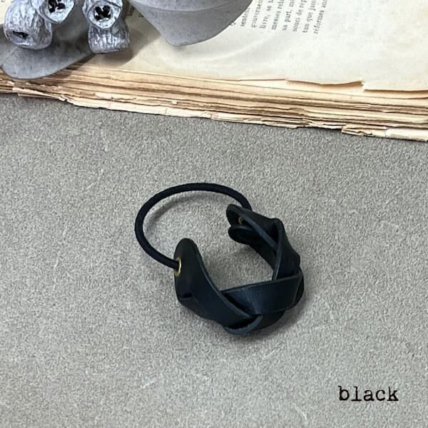 braid hair band - one｜handiworks Leather - 革小物のお店 -