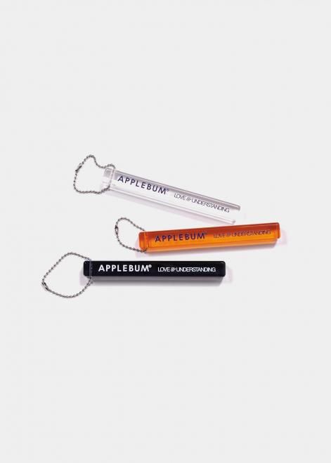 <img class='new_mark_img1' src='https://img.shop-pro.jp/img/new/icons15.gif' style='border:none;display:inline;margin:0px;padding:0px;width:auto;' />APPLEBUMROOM KEYHOLDER