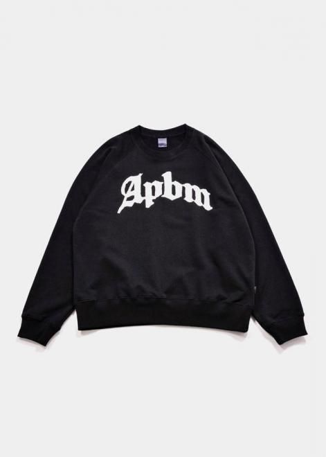 <img class='new_mark_img1' src='https://img.shop-pro.jp/img/new/icons15.gif' style='border:none;display:inline;margin:0px;padding:0px;width:auto;' />APPLEBUM"APBM" CREW SWEAT BLACK