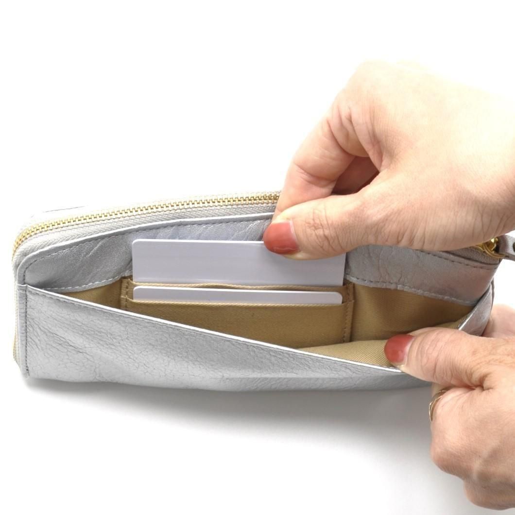 購入価格23650円◻️新品未使用◻️クレドラン◻️長財布◻️黒