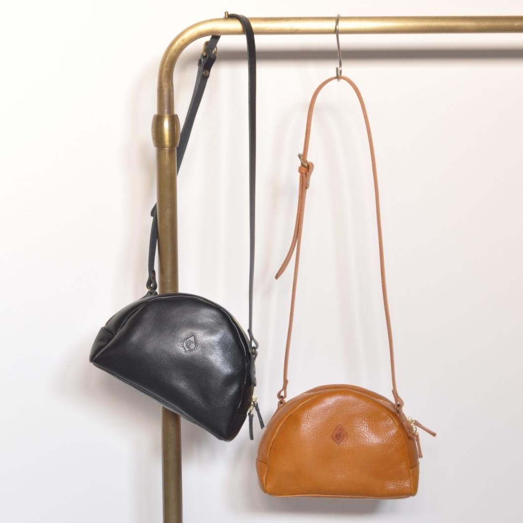 ✨未使用級✨NUNC supermarket shoulder レザー　なかむ 楽天市場】レッドムーン REDMOON ショルダーバッグ ボディバッグ