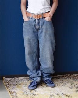 Levi's 550 relaxed fit tapered denim pants