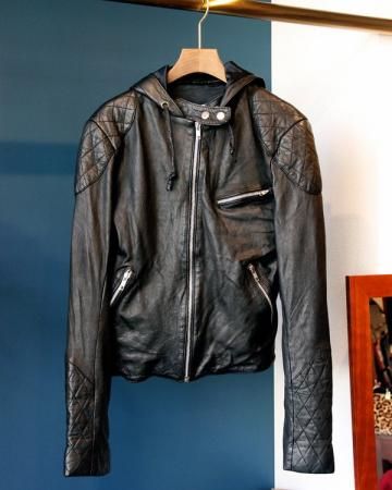 Single riders zip hood