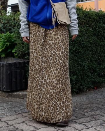 Leopard patterned skirt