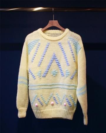 Handmade geometric pattern knit