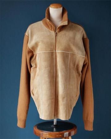Suede leather switch zip-up knit