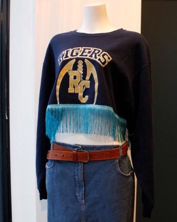 SheEPs remake / fringe cropped sweatshirt