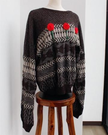 sheeps Remake / embroidery wool sweater(Rose)
