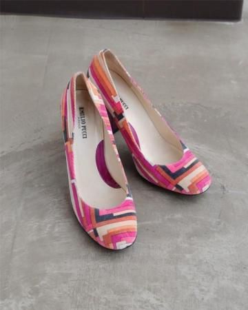 Emilio Pucci velour pumps(made in Italy)