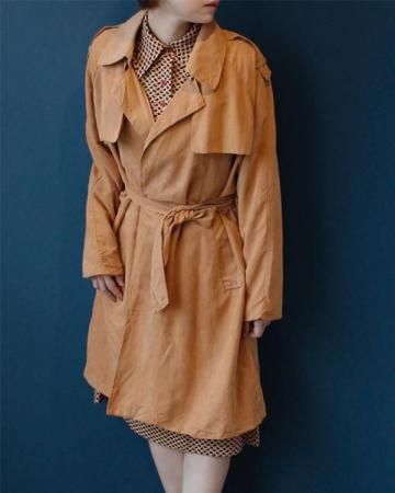 Light trench coat