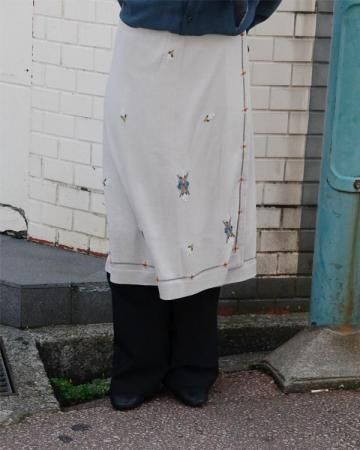 Flower embroidery wrap skirt