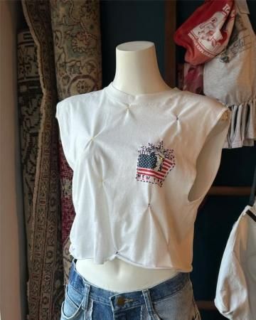 SheEPs Remake / embroidered tee(New York)