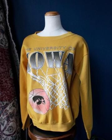 IOWA crew neck sweatshirt(made in USA)