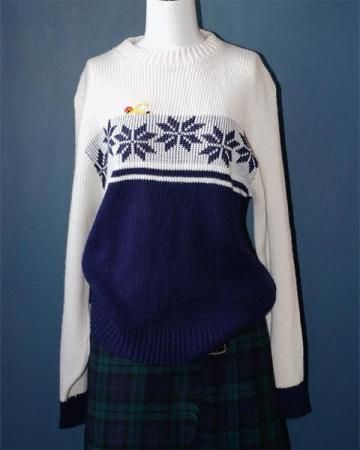 Sheeps Remake / embroidery swimming sweater