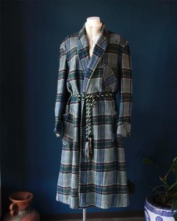 Smoking blue-checkered gown(made in England)