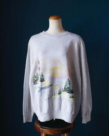 Snow scenery sweatshirt