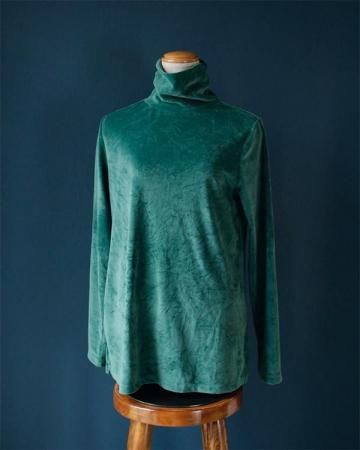 Velour high neck tops